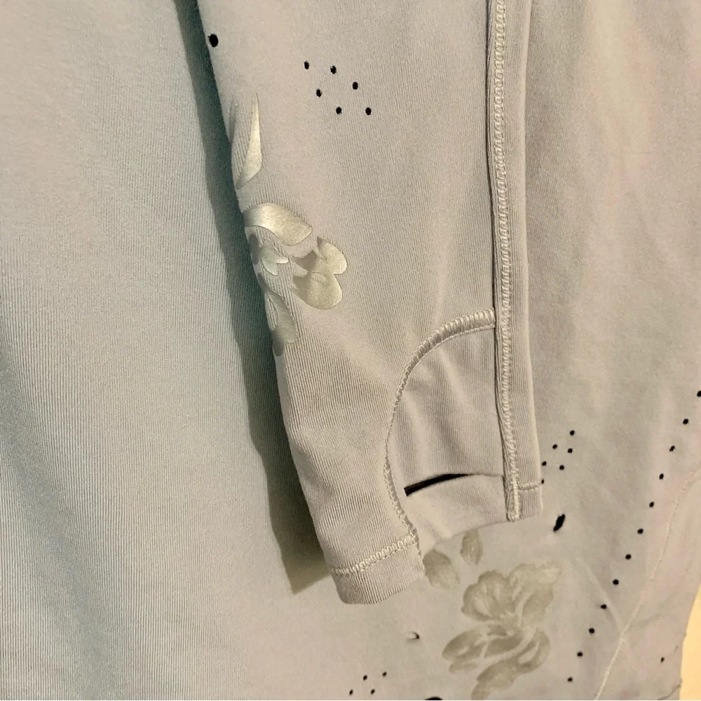 Athleta Blue S Shanti Eyelet Top long sleeve crop - Picture 6 of 8